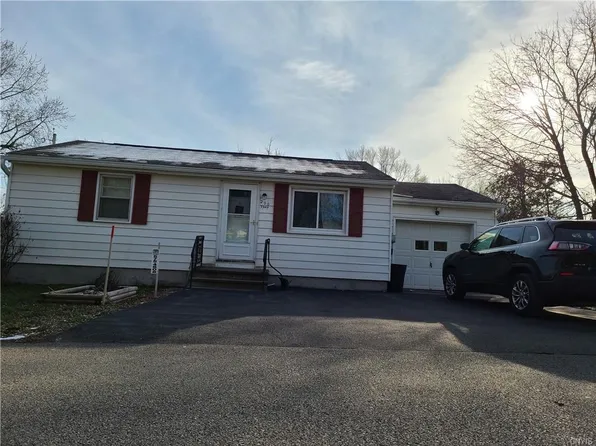 200 Toas Ave, Syracuse, NY 13211