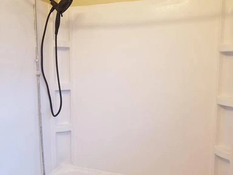 2401 Shelby St #4 — Photo 16
