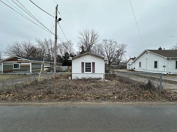2nd image of 4711 Van Cleave St