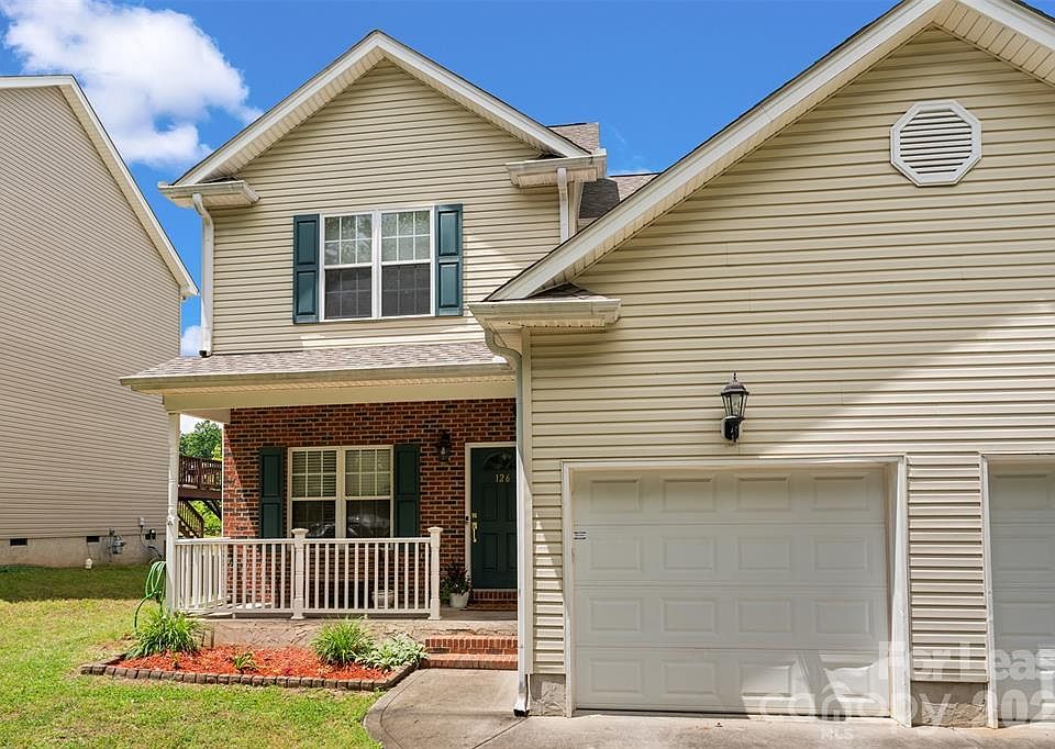 1st image of 126 Ridge Bluff Rd #1