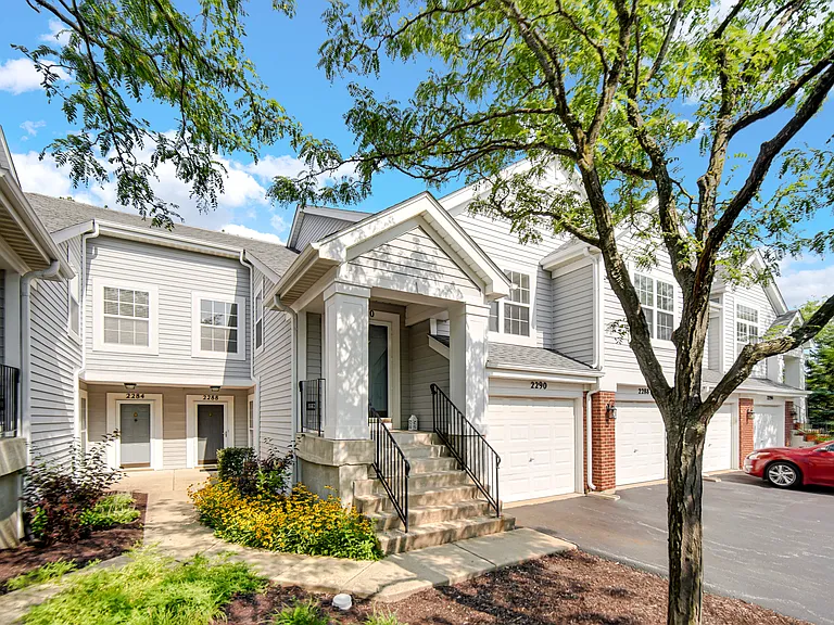 2290 Scott Ln #2290 — Photo 3