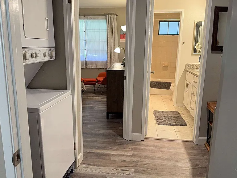 8840 Villa La Jolla Dr #221 — Photo 10
