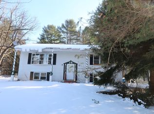 529 Lakeview Dr, China, ME 04358