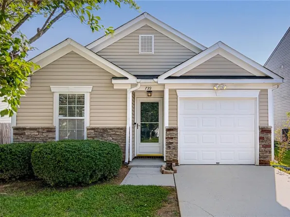 739 Runningbrook Ln, Rural Hall, NC 27045