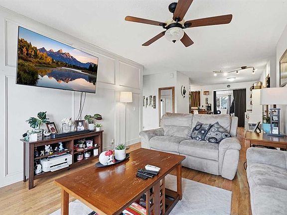 3rd image of 95 Summerwood Rd N