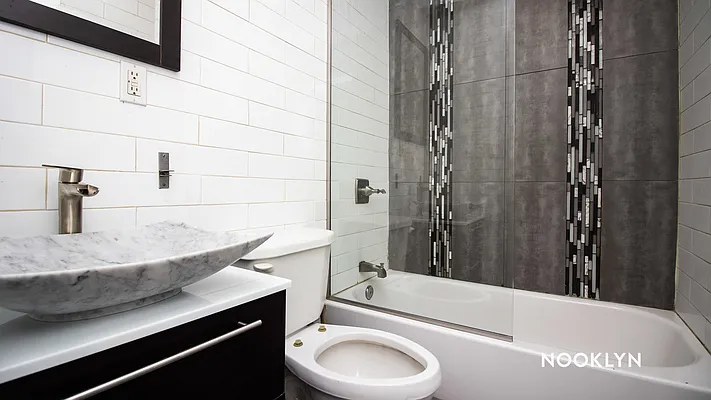 Rented by Nooklyn NYC LLC | media 13