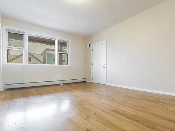 36 W 19th St, Bayonne, NJ 07002