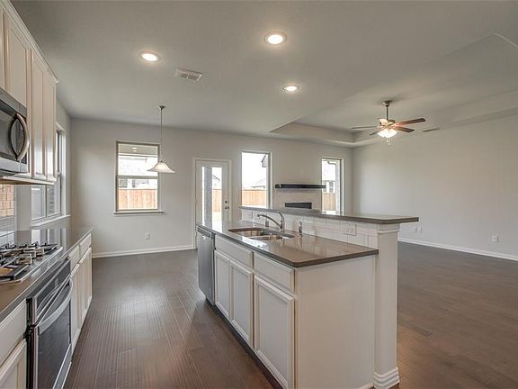 4th image of 1825 Steppe Trail Dr