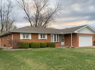 2317 W Overhill Rd, Peoria, IL 61615