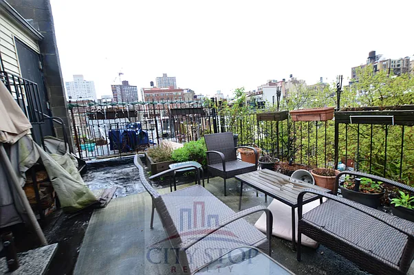 Rented by City Stop Realty | media 15