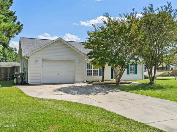 100 Trinity Drive, New Bern, NC 28560