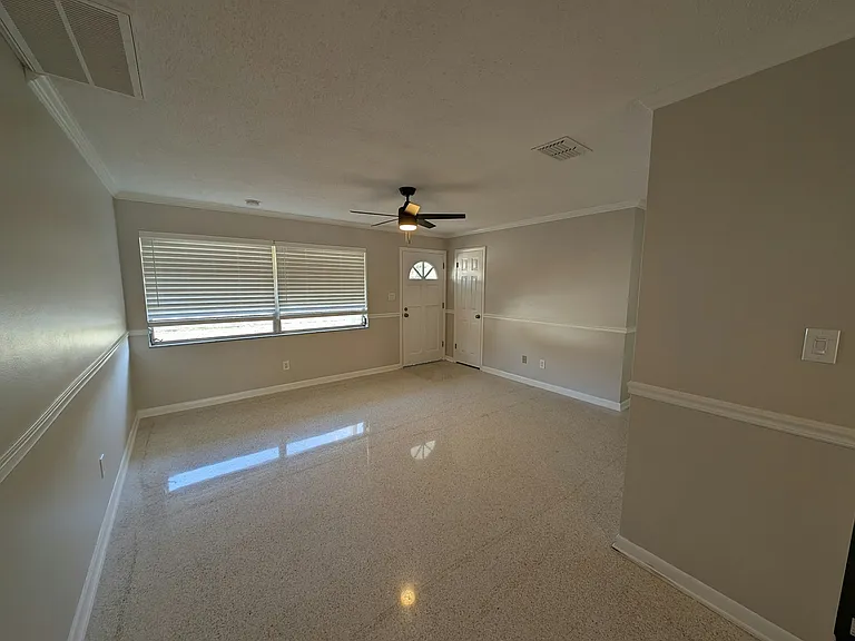 1580 Andover Dr — Photo 24