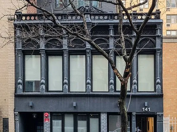 141 E 17th St, New York, NY 10003