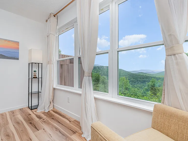 508 Overlook Dr #2 — Photo 6