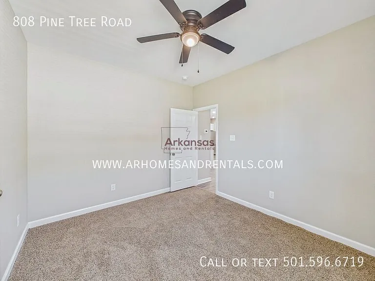808 Pine Tree Rd — Photo 9