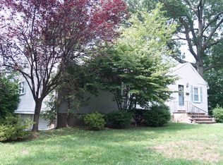 509 Kendrick St, Paramus, NJ 07652