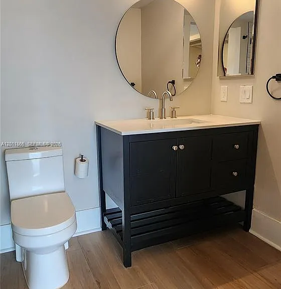 7601 E Treasure Dr #1411 — Photo 12