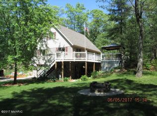9210 N Bass Lake Blvd, Pentwater, MI 49449