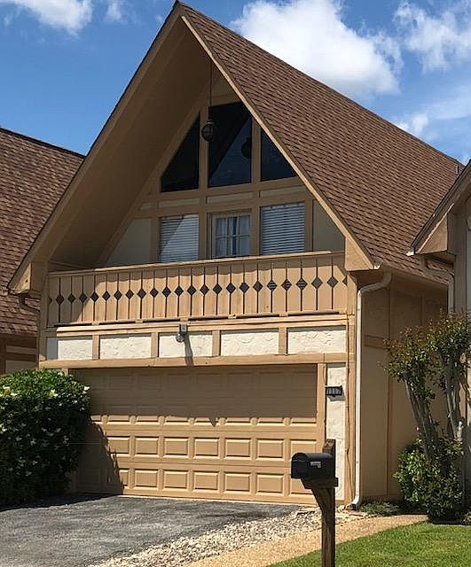 1st image of 1117 Towne Lake Dr