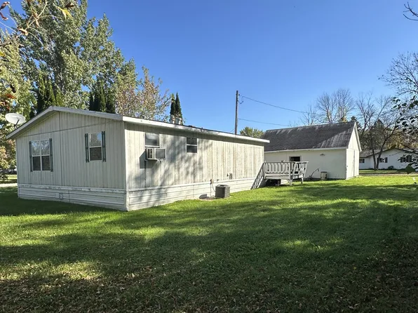 603 2nd St SE, Baudette, MN 56623