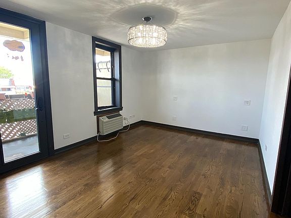 4th image of 2121 Cropsey Ave #4