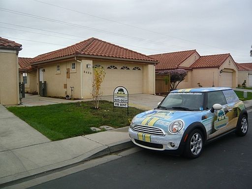 1st image of 2423 N Acacia St