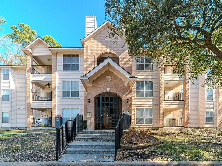 8051 Bay Branch Dr #234 — Photo 1