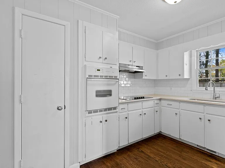 5410 Rollin Rd — Photo 6