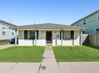 8621 Cohn St, New Orleans, LA 70118