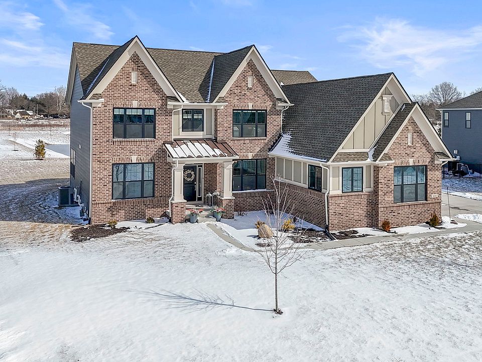 1st image of 16645 Carlton Ct