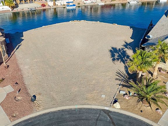 4th image of 2045 Lago Grande Court