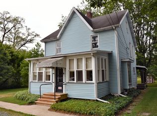 408 Center St, Conneautville, PA 16406