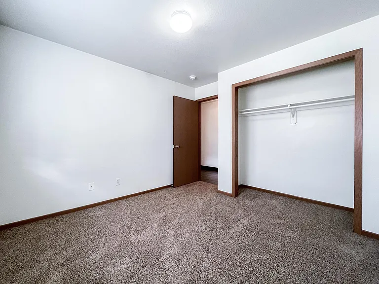 211 S Kellogg Ave #4 — Photo 7