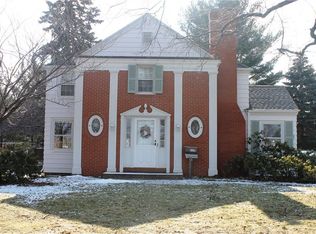 117 Colebrook Dr, Rochester, NY 14617