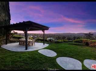 23534 Aetna St, Woodland Hills, CA 91367