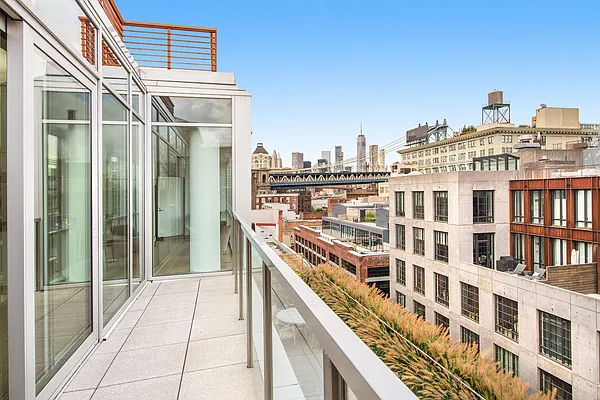 Sold by Compass | media 3