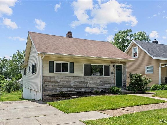 2nd image of 7026 Winona Ave
