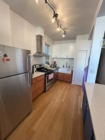 2 bed, $2,500 — Photo 4
