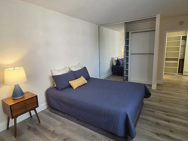302 and 802 (same floorplan) Guest Bedroom/Office