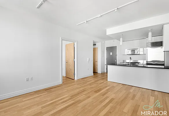 Rented by Mirador Real Estate | media 39