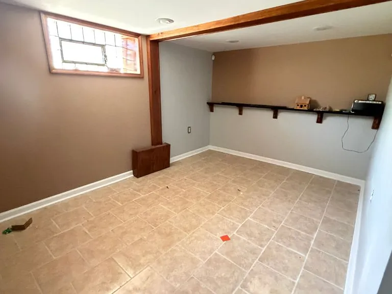 2121 Lardner St — Photo 21