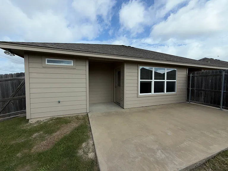 3347 Bordon Dr — Photo 14