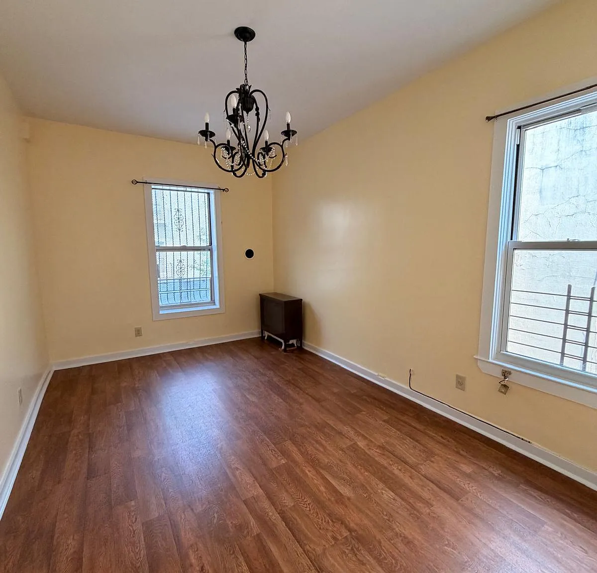 820 Manida St — Photo 3