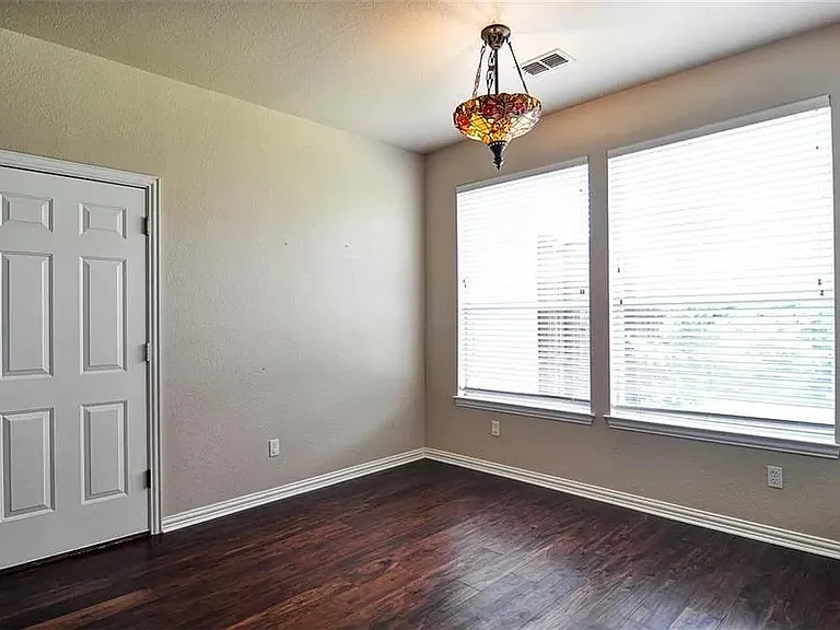 4561 Risinghill Dr — Photo 19