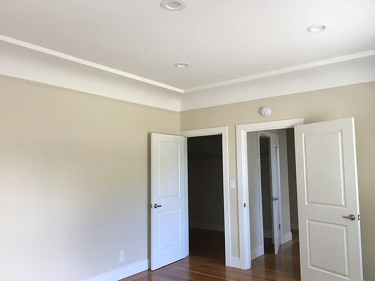 Anita Road Apartments — Photo 31