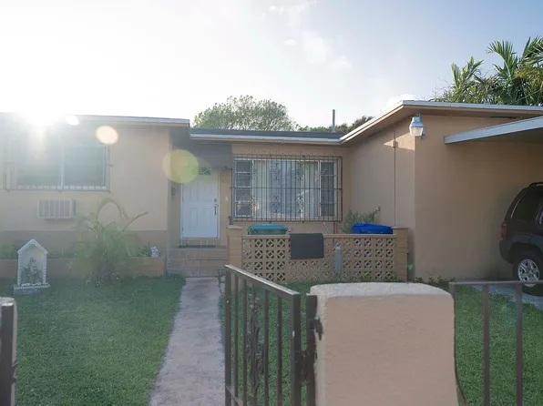 420 NW 30th Pl, Miami, FL 33125