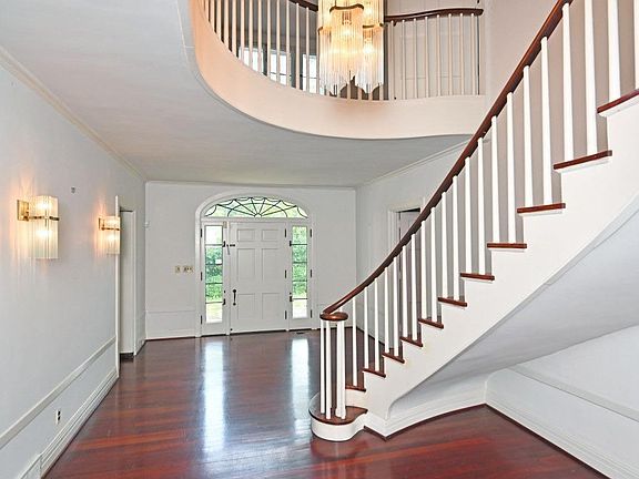 3rd image of 3849 Washington Ave