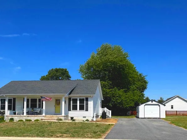 102 Barnes Ct, Hurlock, MD 21643