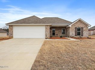 112 Bailey Cv, Canton, MS 39046
