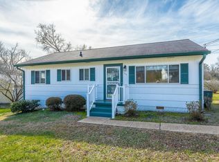 1214 Echo Dr, Hixson, TN 37343